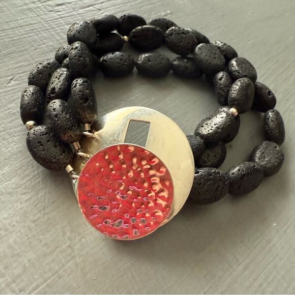 Silpada Black Lava Rock Hammered 925 Sterling Silver Bracelet - Picture 3 of 6